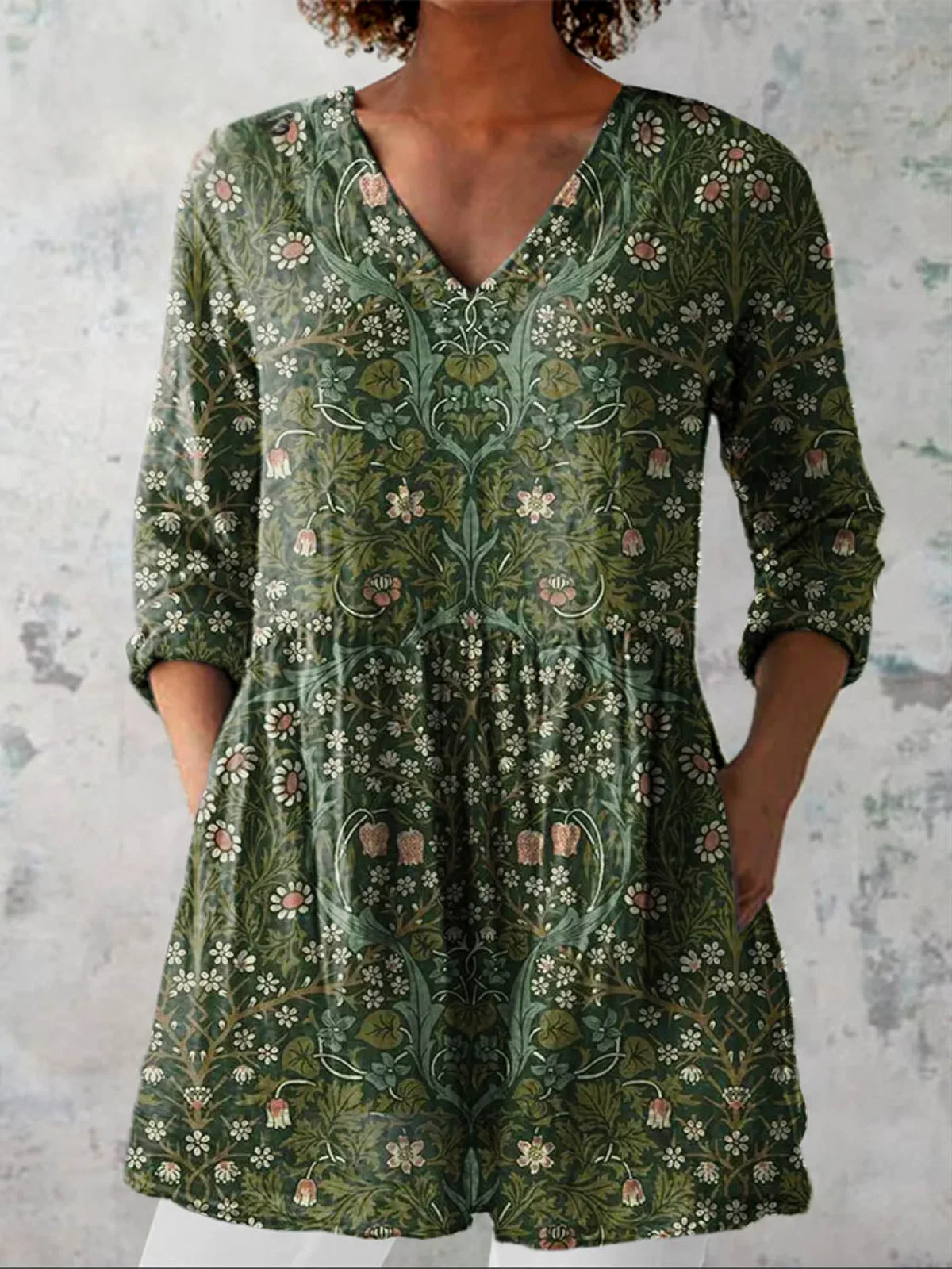 ADISON | BLUSA LARGA CON ESCOTE EN V