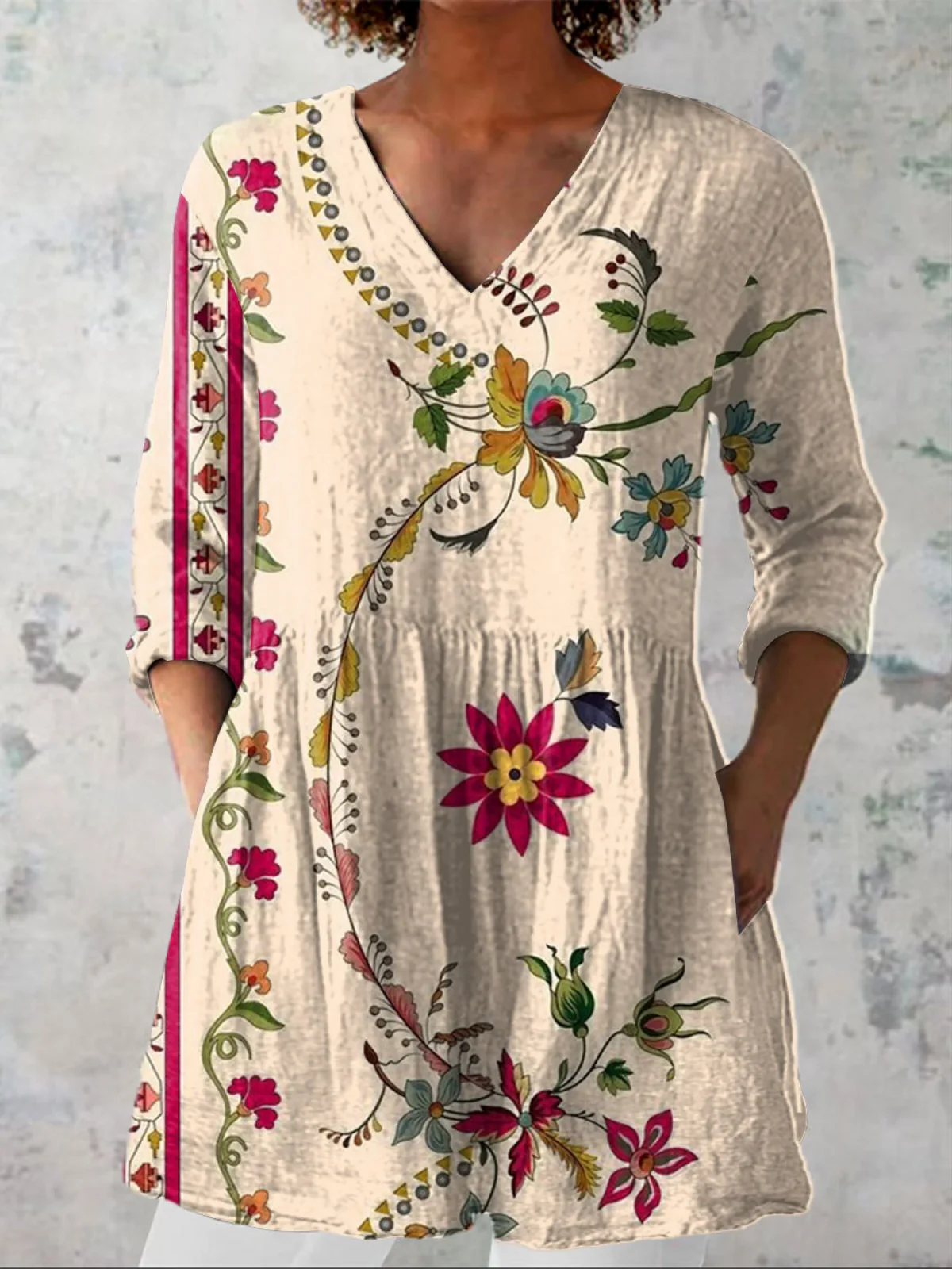 NORA | BLUSA LARGA CON ESCOTE EN V