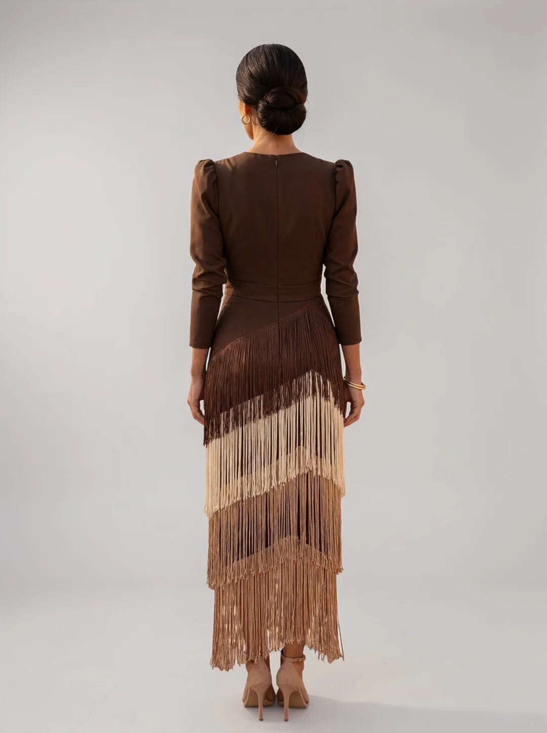 SOFÍA | ELEGANTE VESTIDO CON FLECOS