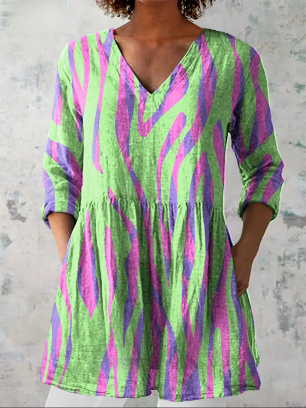 GISELA | BLUSA LARGA CON ESCOTE EN V